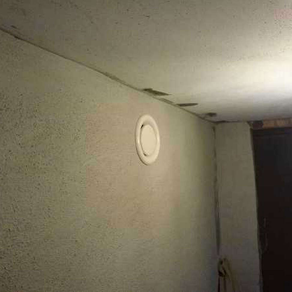 Doorslaand vocht plafond